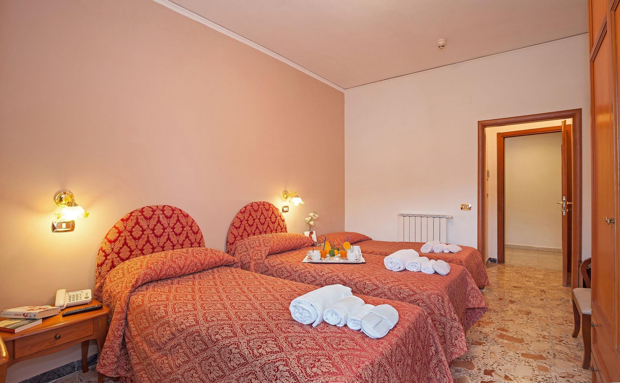 Hotel Caruso Massa Lubrense Exterior photo