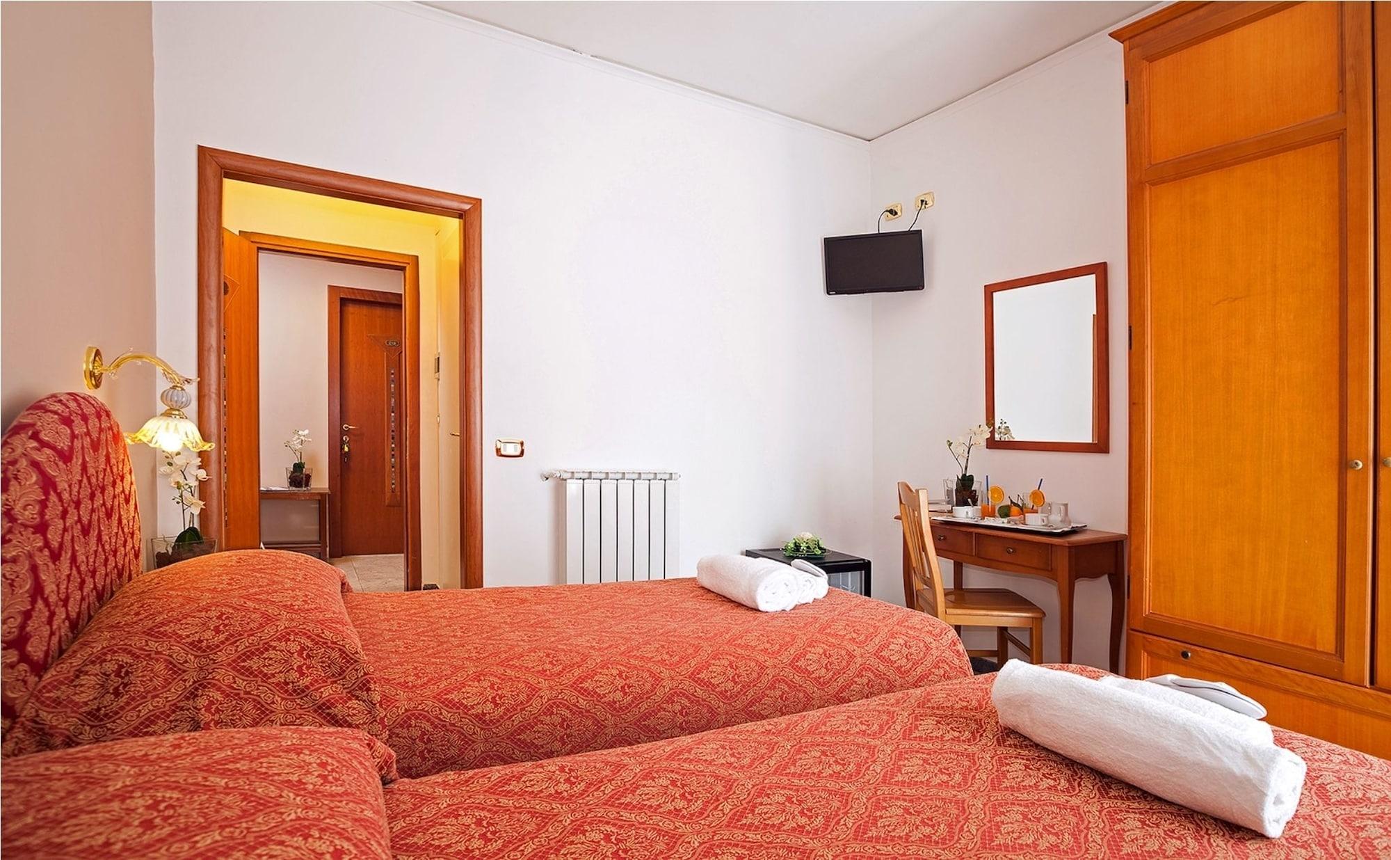 Hotel Caruso Massa Lubrense Exterior photo