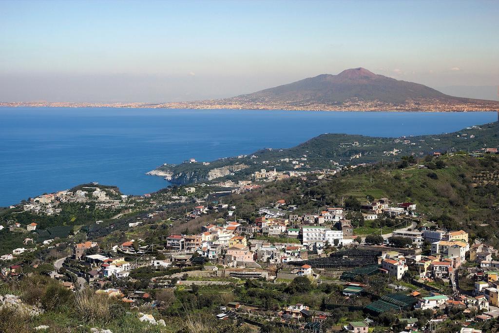 Hotel Caruso Massa Lubrense Exterior photo